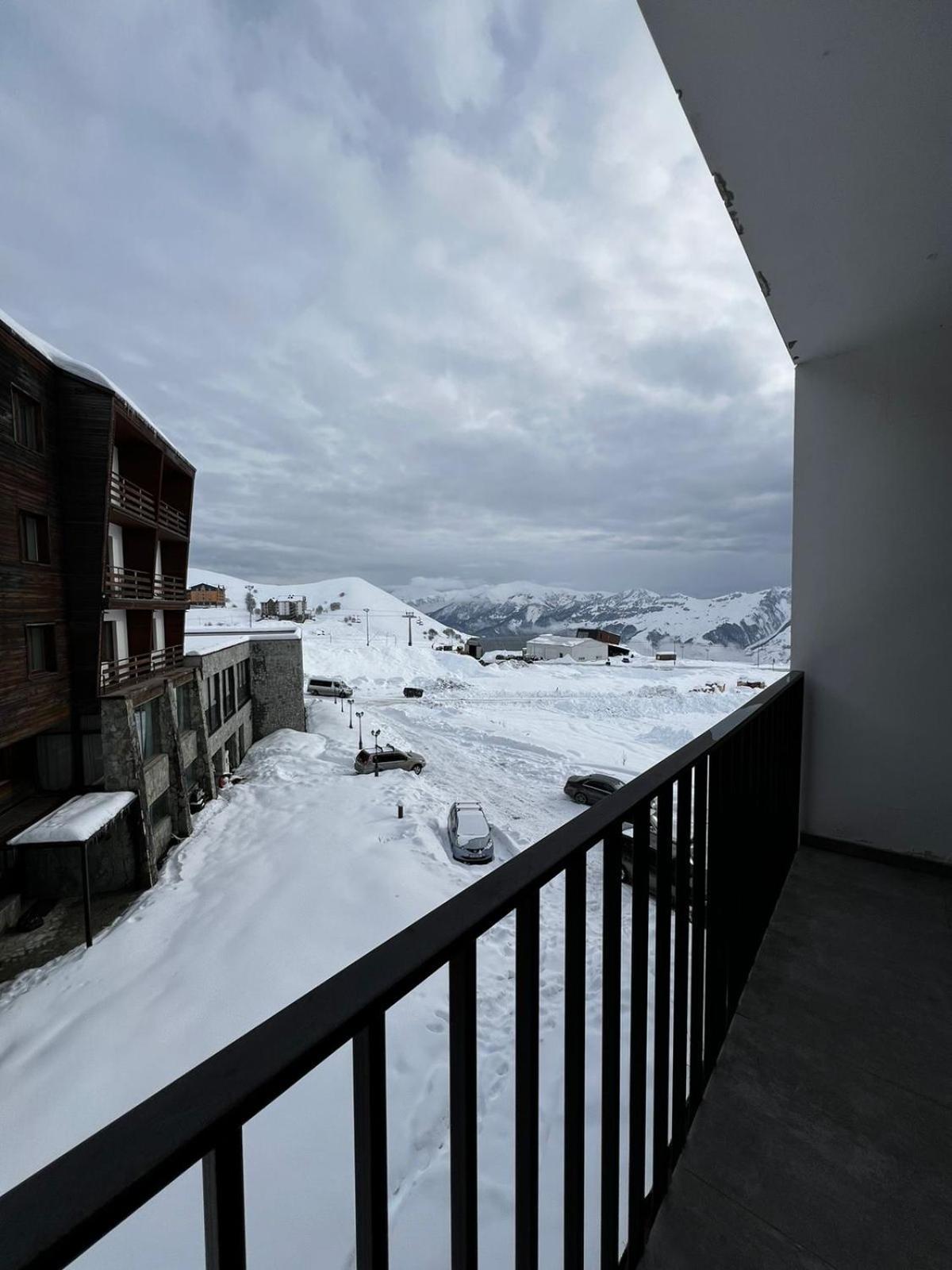 Rezi's Apartment Vista Gudauri Exterior foto